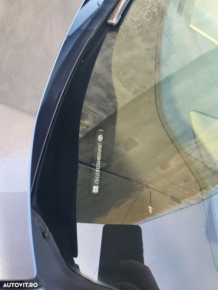 Lexus UX - 17