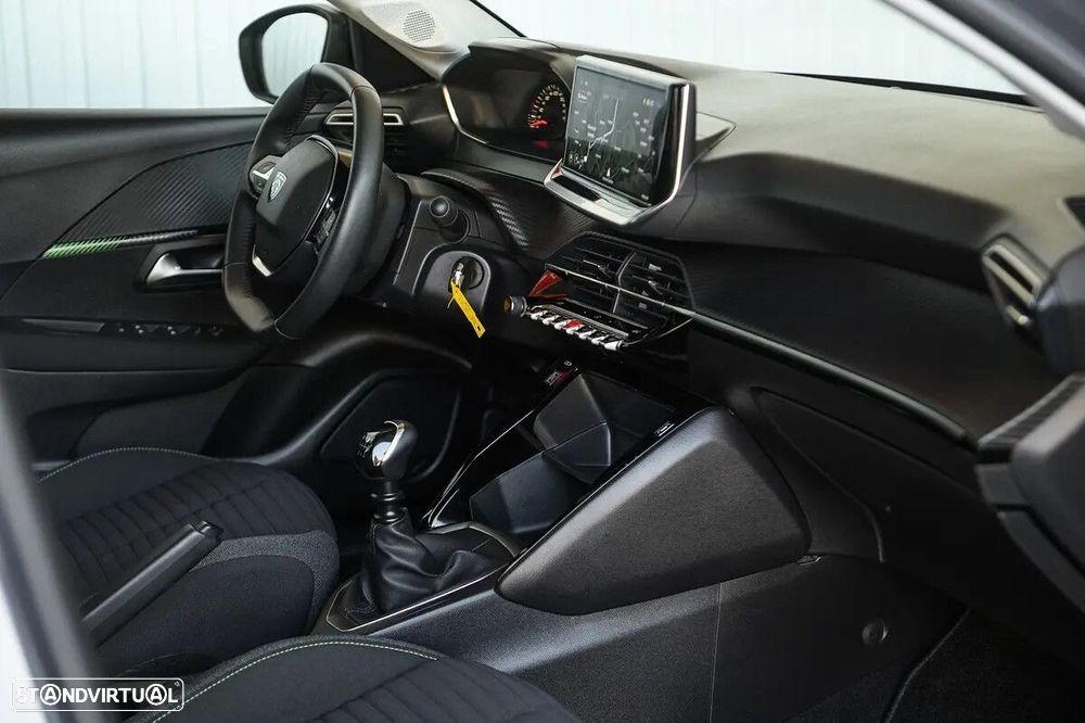 Peugeot 208 1.2 PureTech Active Pack - 57