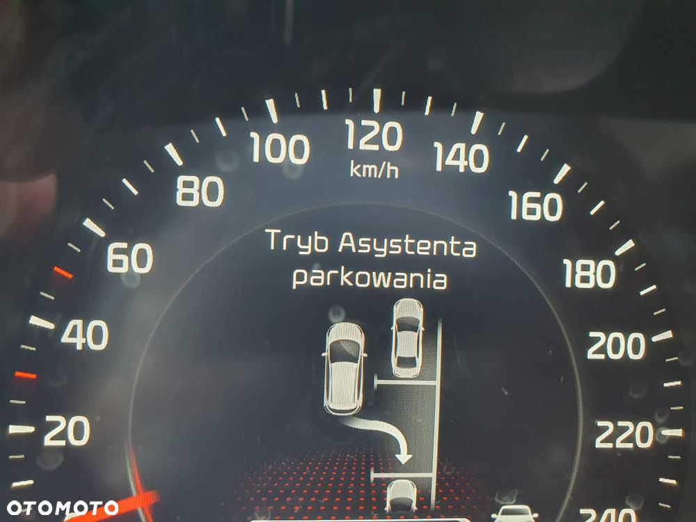 Kia Ceed 1.6 GDI XL - 12