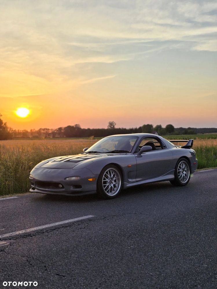 Mazda RX-7 - 25