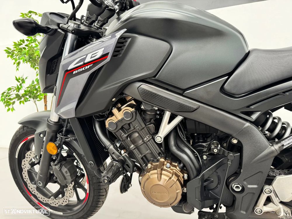 Honda CB 650F A - 5