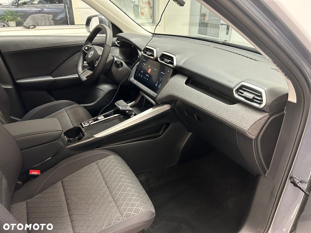 MG ZS Hybrid+ - 27