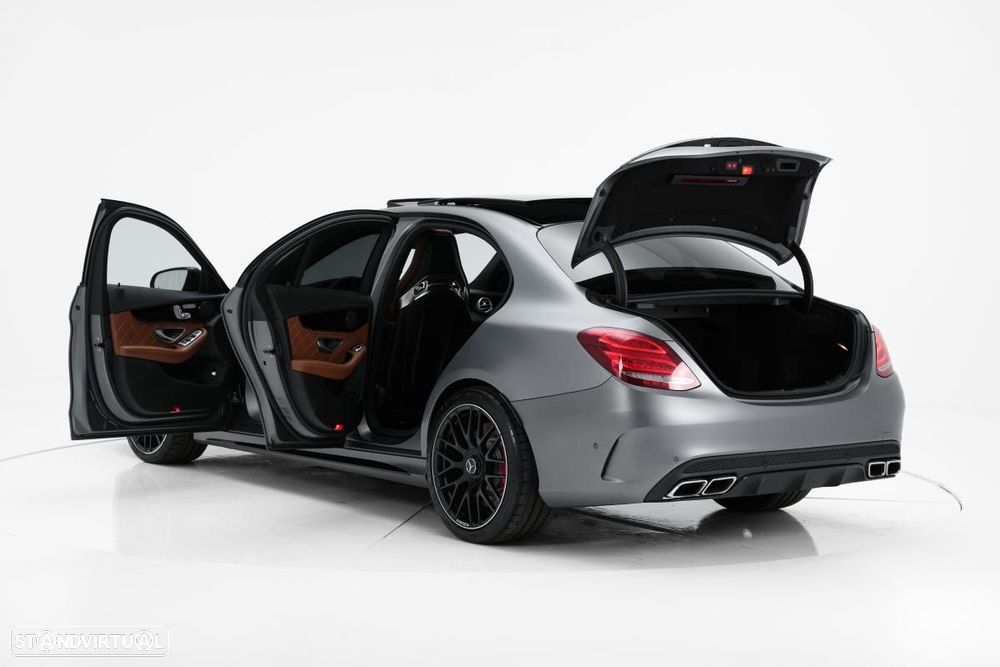 Mercedes-Benz C 63 AMG S - 5