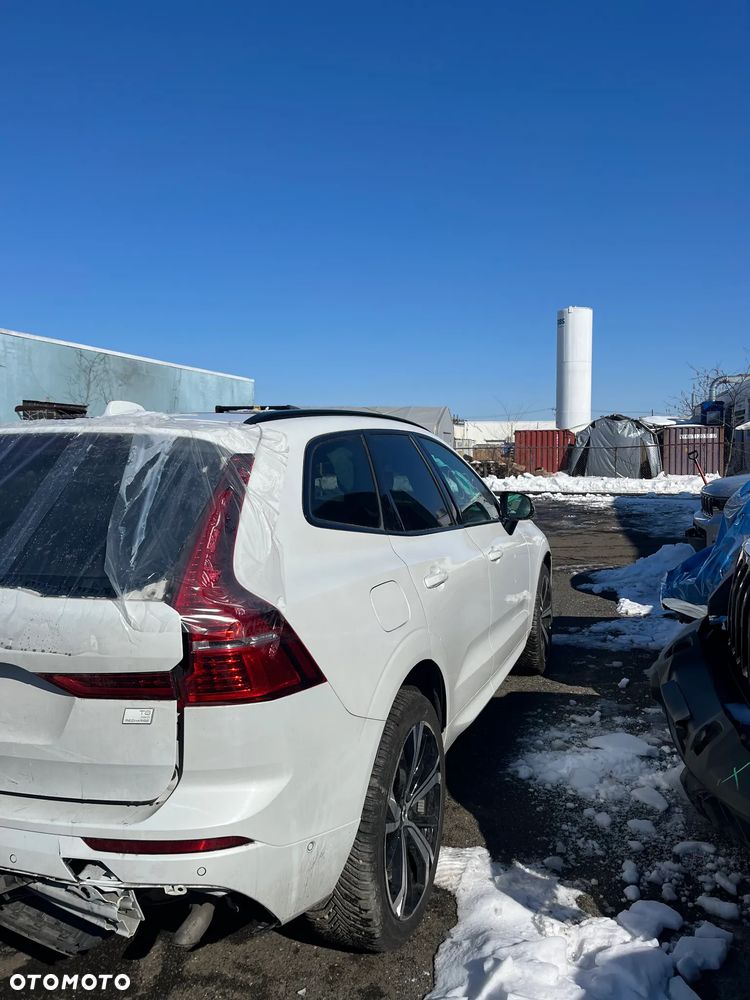 Volvo XC 60 T8 Twin Engine AWD Geartronic RDesign - 7