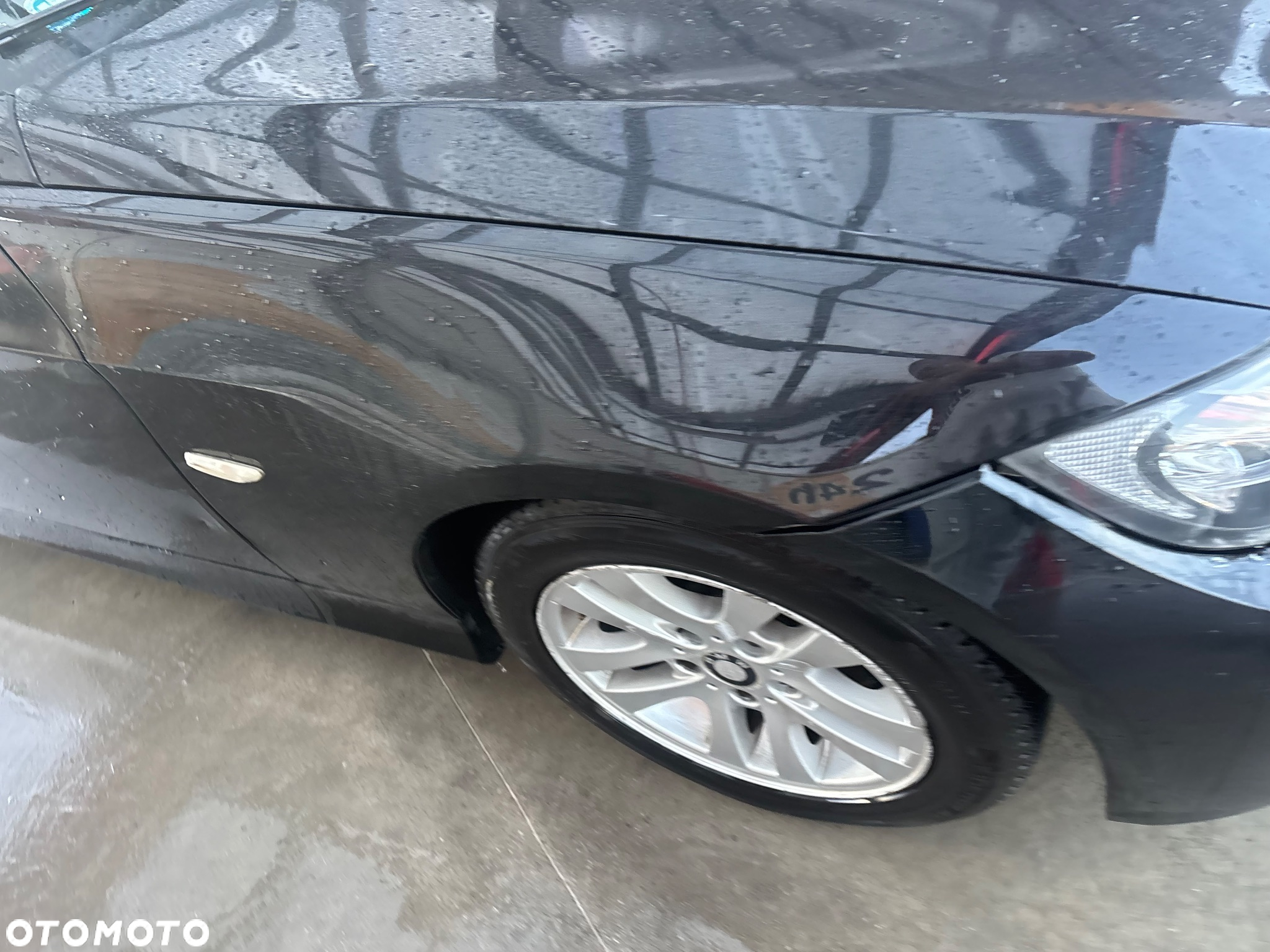 BMW Seria 3 318i Touring - 29