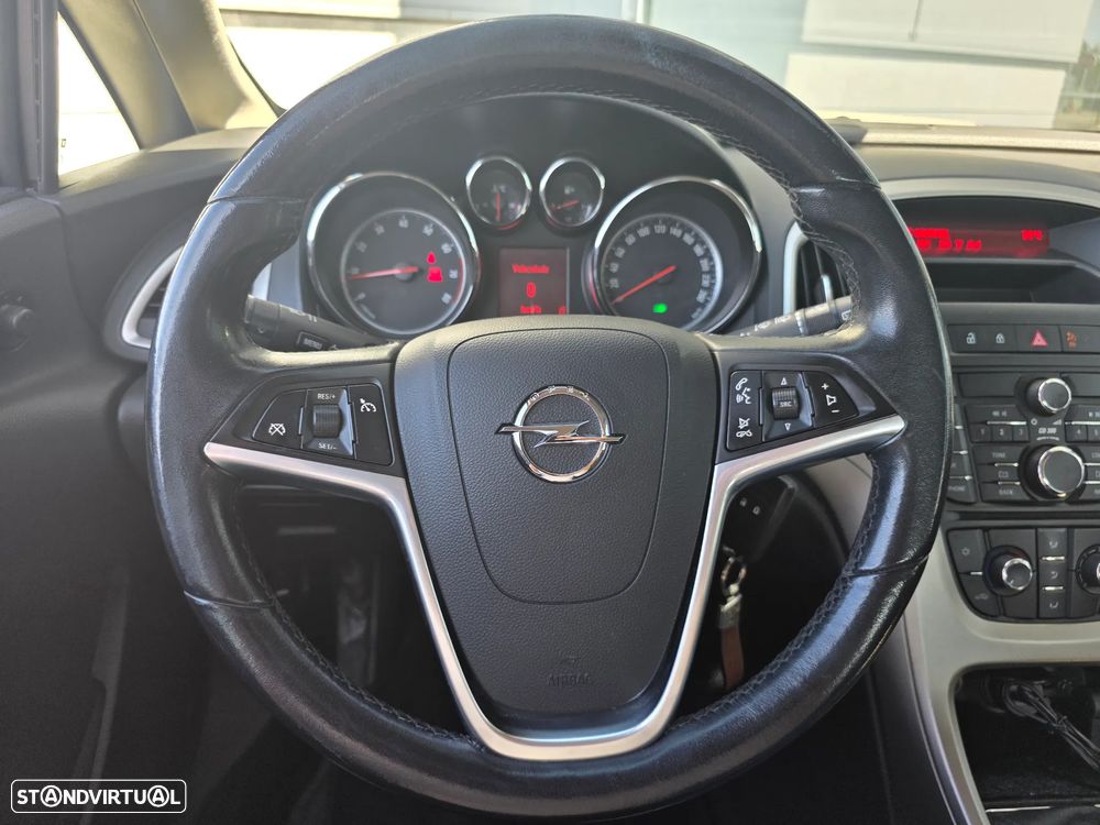 Opel Astra 1.4 Cosmo - 11