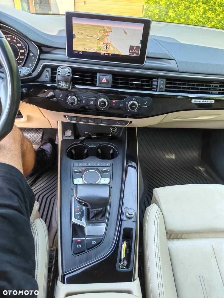 Audi A4 Allroad 2.0 TDI Quattro S tronic - 12