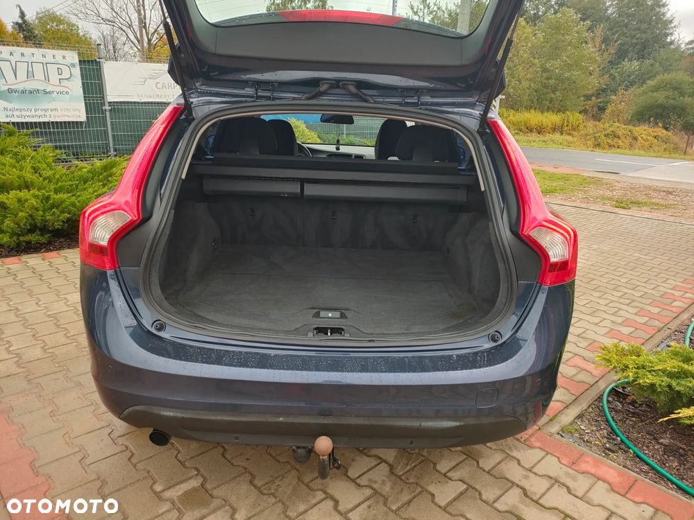 Volvo V60 D3 Geartronic Momentum - 15