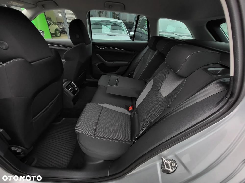 Skoda Octavia - 15