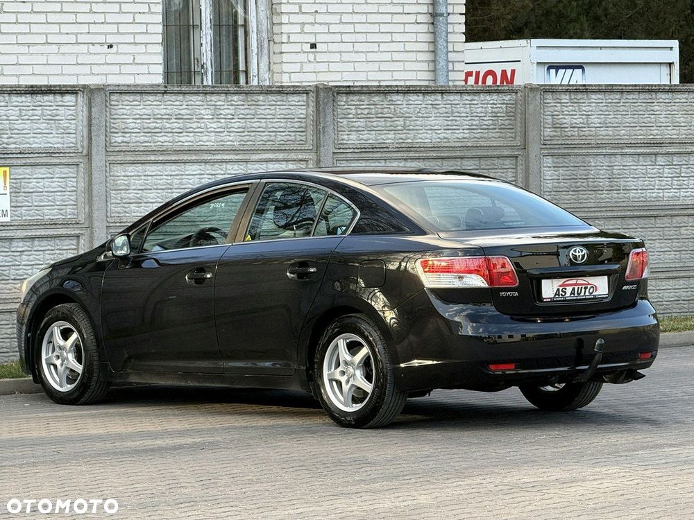 Toyota Avensis 1.8 Prestige - 35