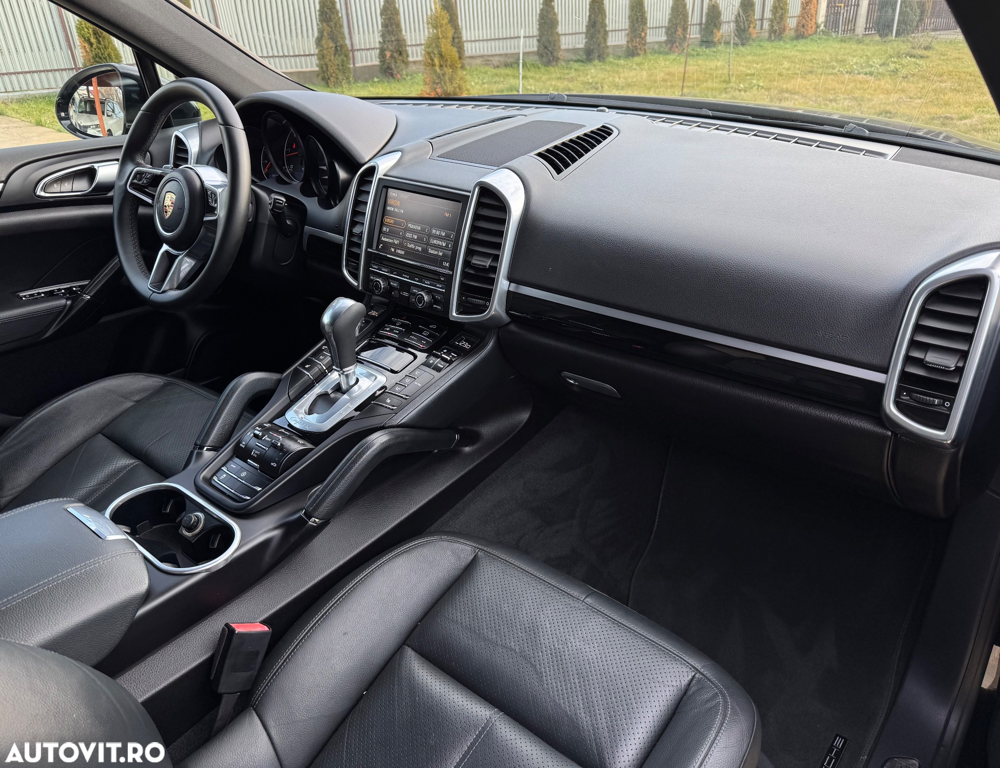 Porsche Cayenne Diesel Platinum Edition - 17