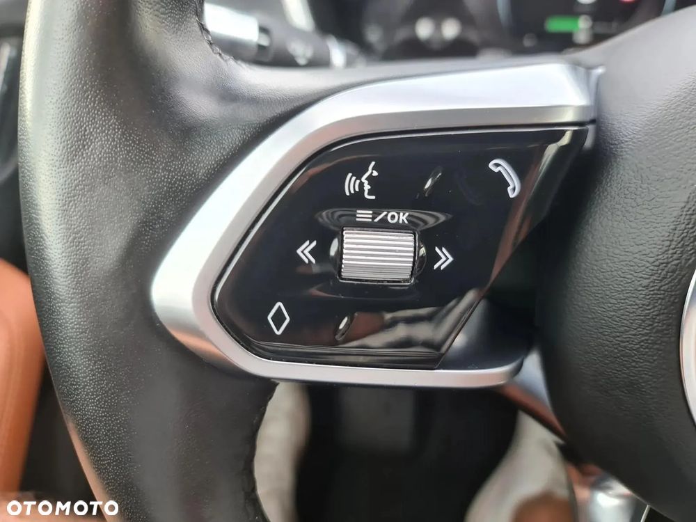 Jaguar I-Pace - 27