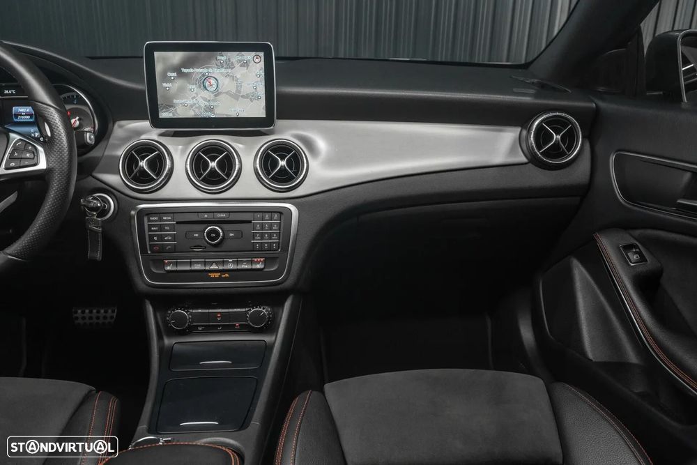 Mercedes-Benz CLA 220 d Shooting Brake AMG Line Aut. - 9