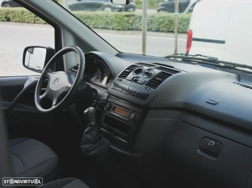 Mercedes-Benz Mercedes-Benz VITO 113 CDI 6 Lugares IVA DEDUTIVEL - 12