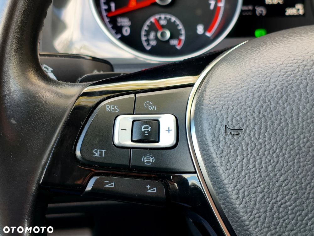 Volkswagen Golf 1.5 TSI BMT Evo Comfortline DSG - 15