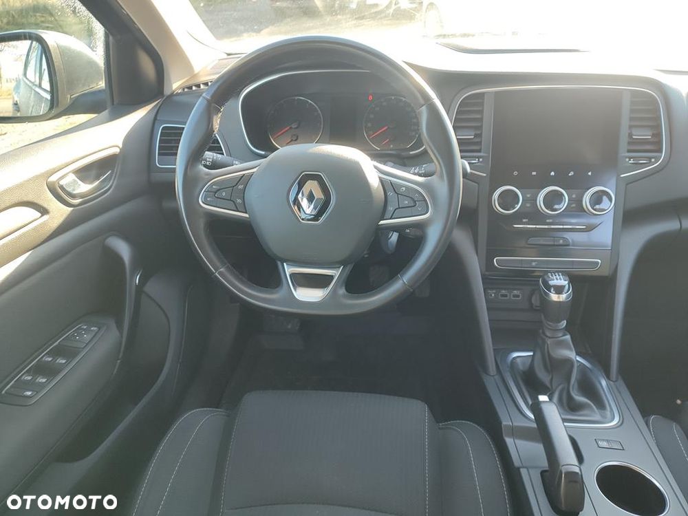 Renault Megane 1.3 TCe FAP Zen - 12