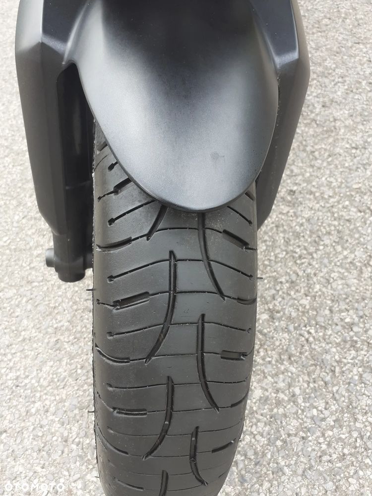 Yamaha MT - 19