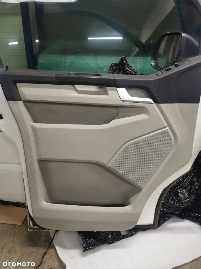 VW T6 Multivan boczek  drzwi 7E0867021QJTX - 1