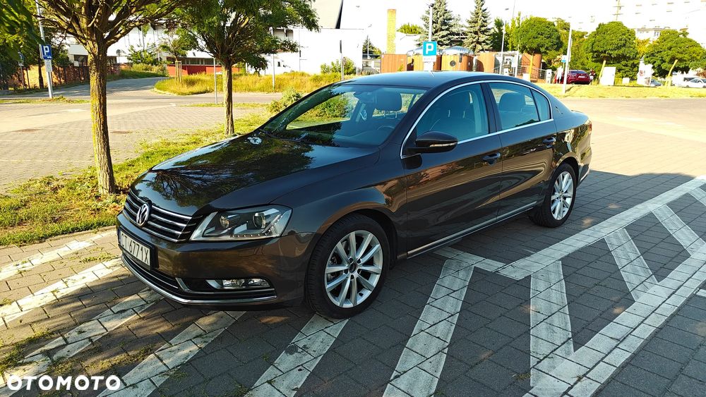 Volkswagen Passat 1.4 TSI BMT Highline - 1