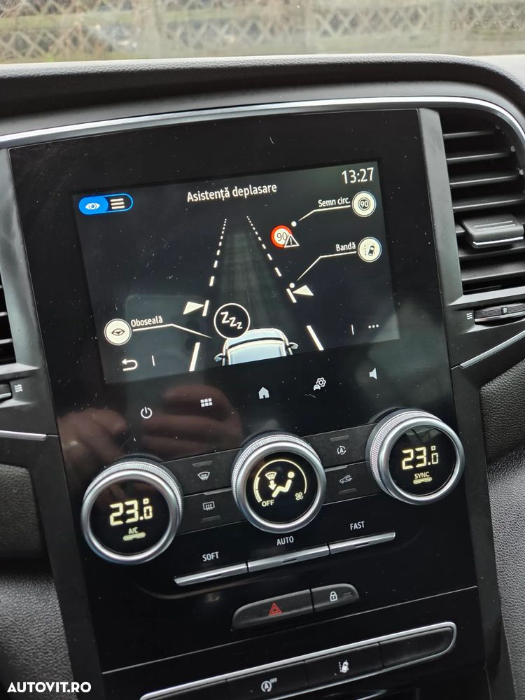 Renault Megane BLUE dCi 115 BUSINESS EDITION - 20