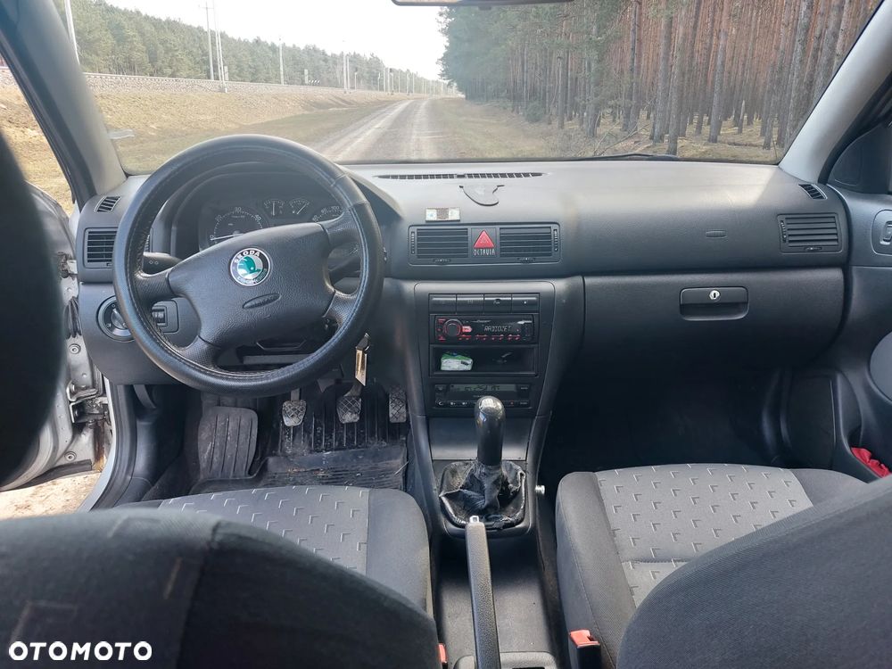 Skoda Octavia 1.9 TDI Tour Plus Ice+ - 6
