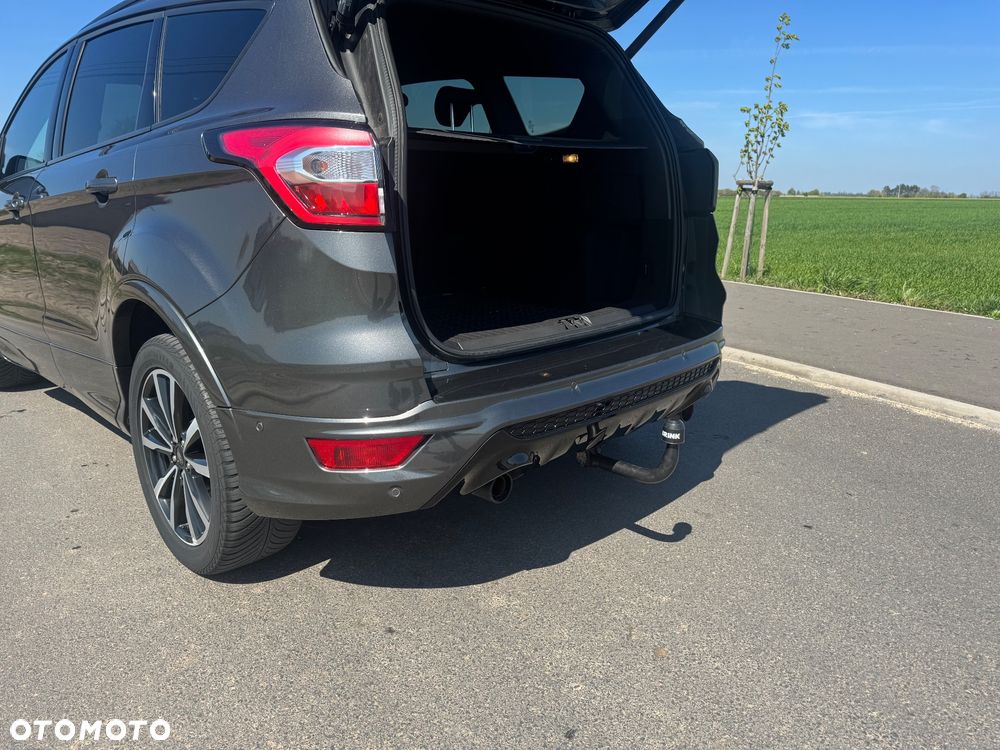Ford Kuga 1.5 EcoBoost 2x4 ST-Line - 7