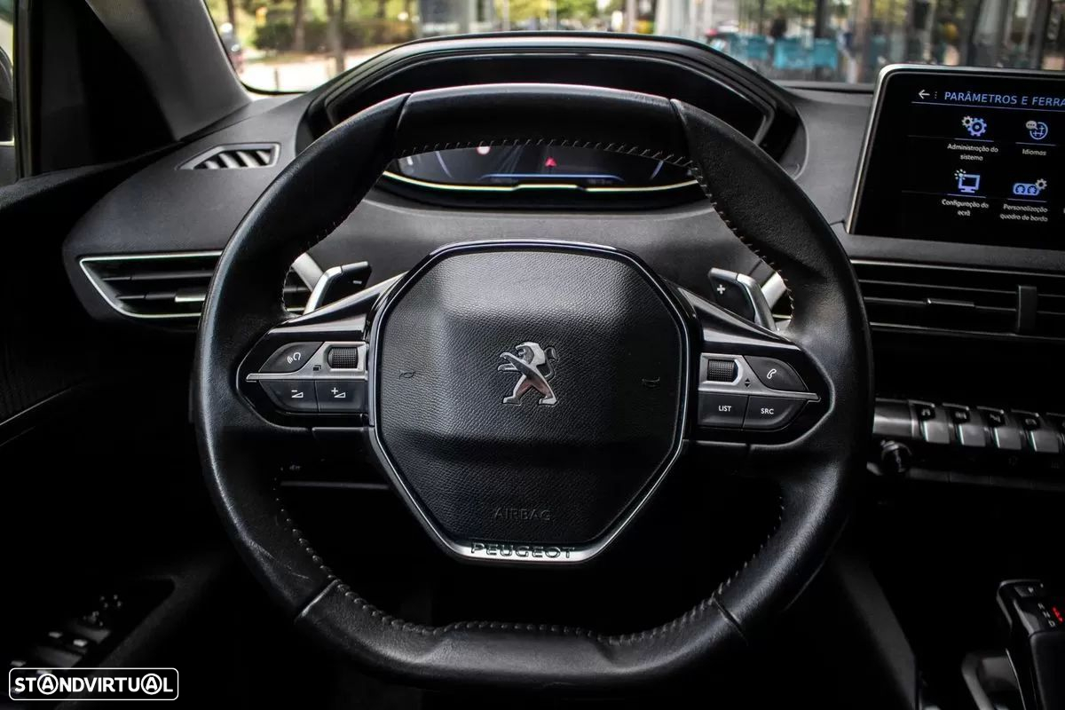 Peugeot 3008 1.2 PureTech Allure EAT8 - 13