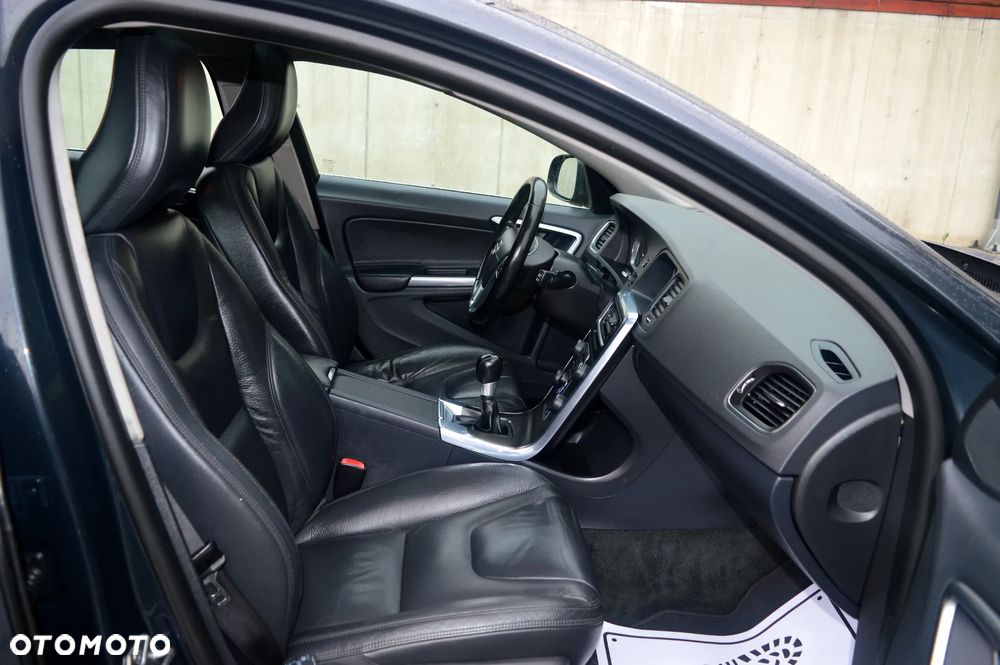 Volvo V60 - 10