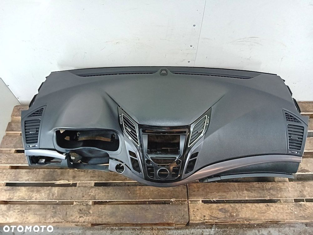 DESKA ROZDZIELCZA, KONSOLA HYUNDAI I40 - 6