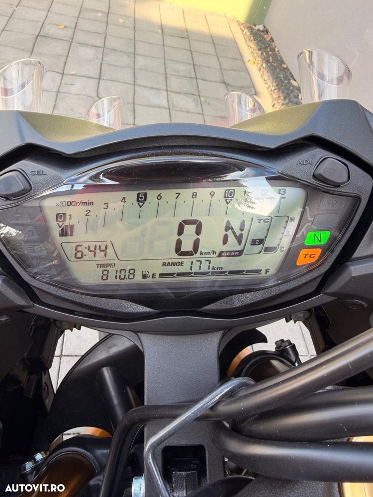 Suzuki GSX-S 1000 - 8