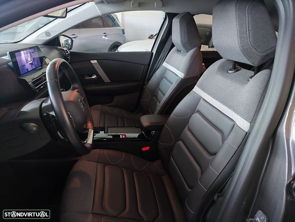 Citroën C4 X 1.5 BlueHDi Max EAT8 - 7