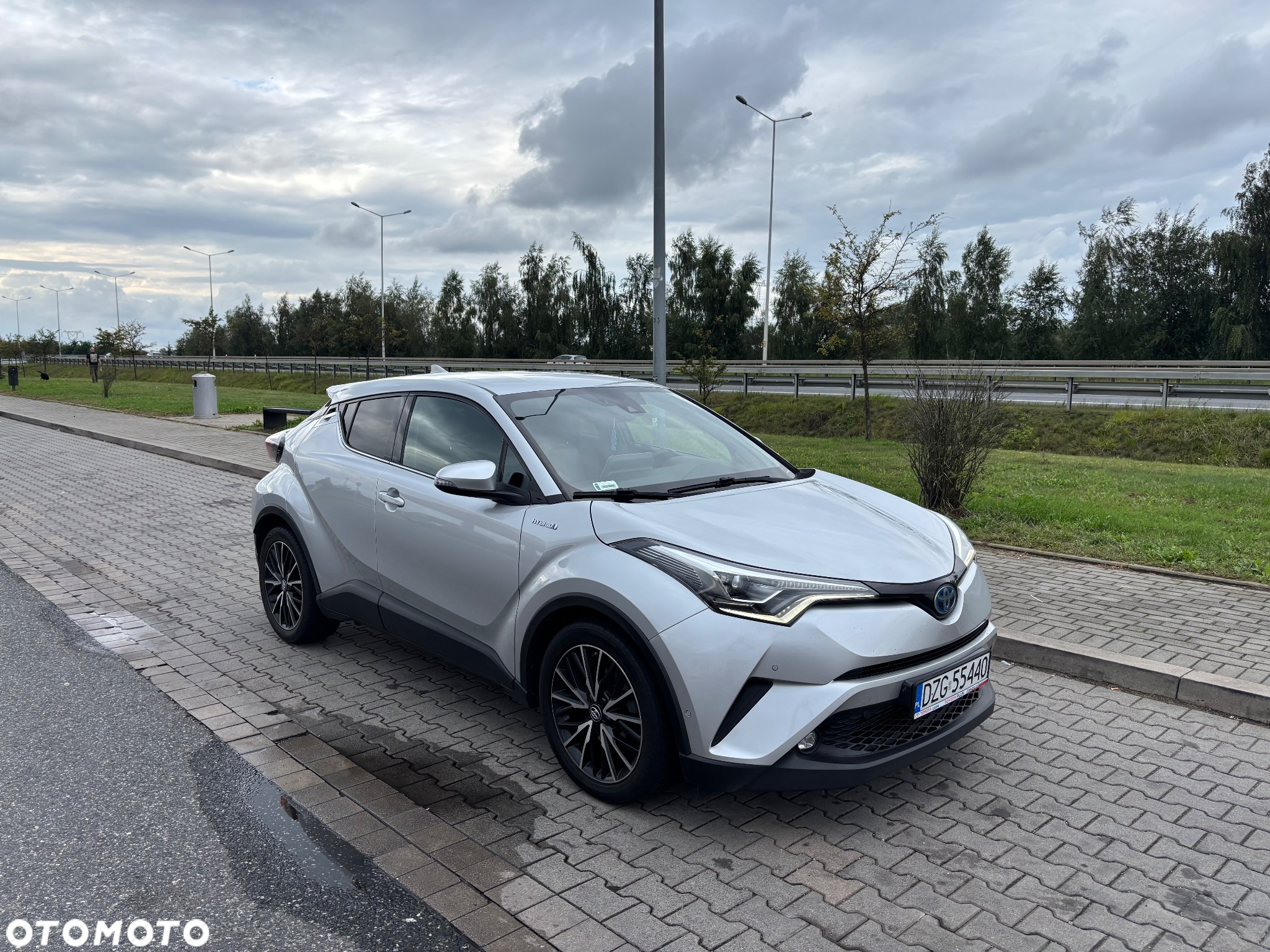 Toyota C-HR 1.8 Hybrid Selection - 2