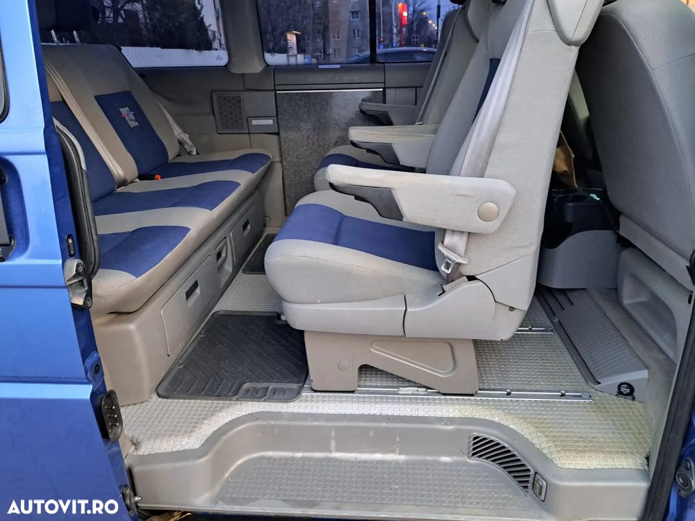 Volkswagen Multivan - 24
