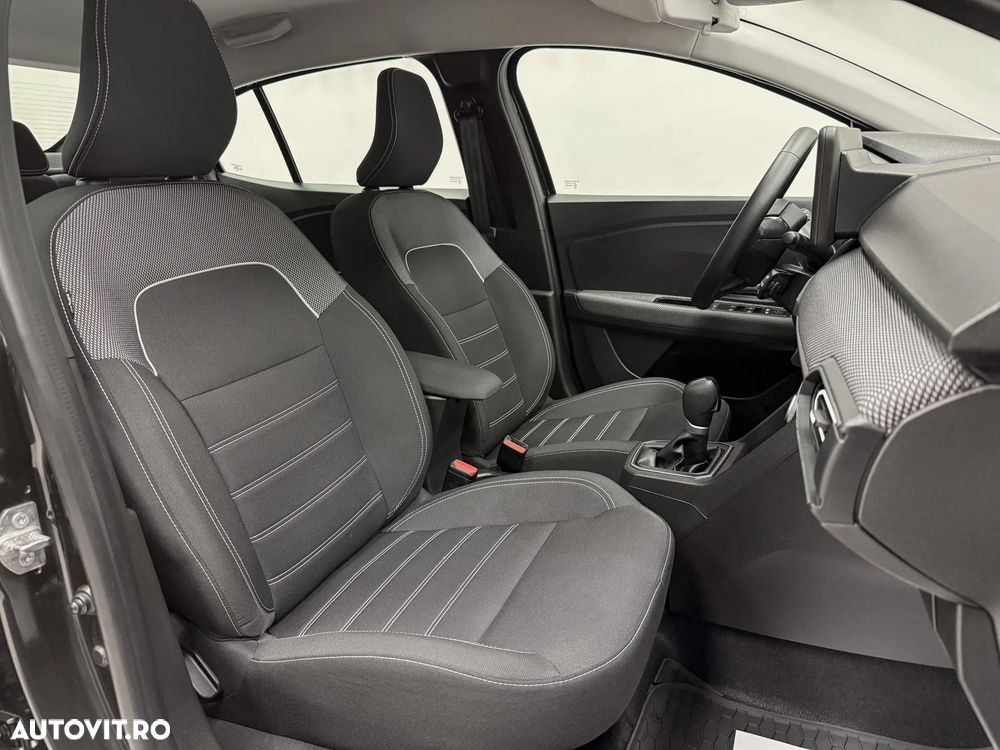Dacia Logan TCe 90 CVT Comfort - 8