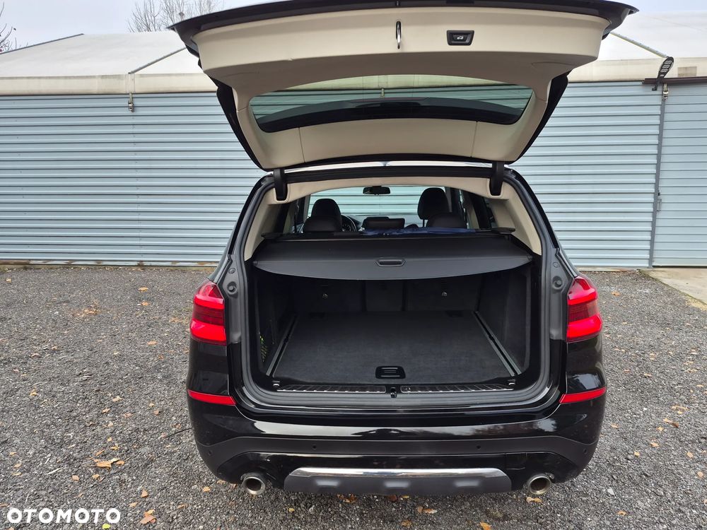 BMW X3 xDrive20i - 26