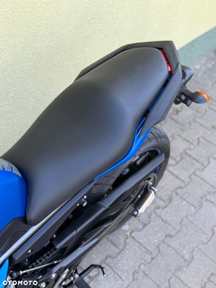 Yamaha XJ - 32