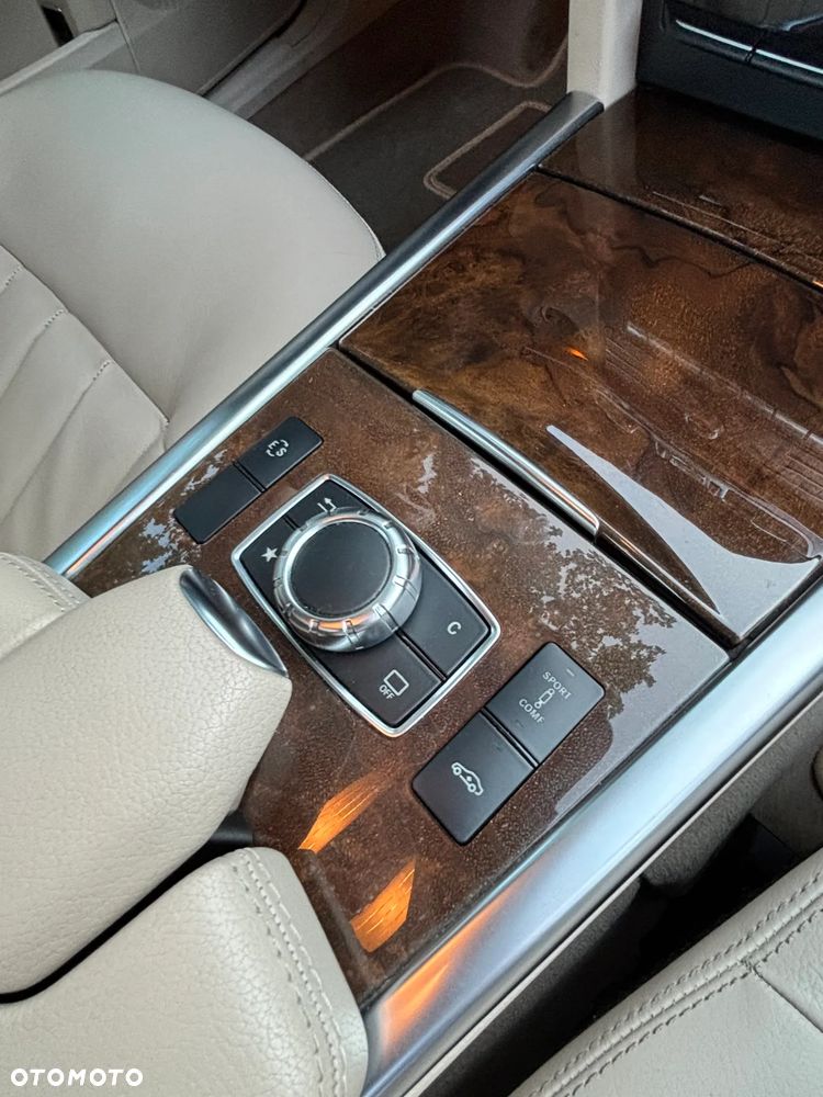 Mercedes-Benz Klasa E 400 4-Matic Elegance - 21
