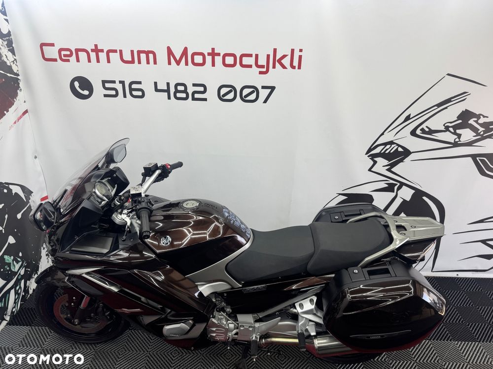 Yamaha FJR - 7