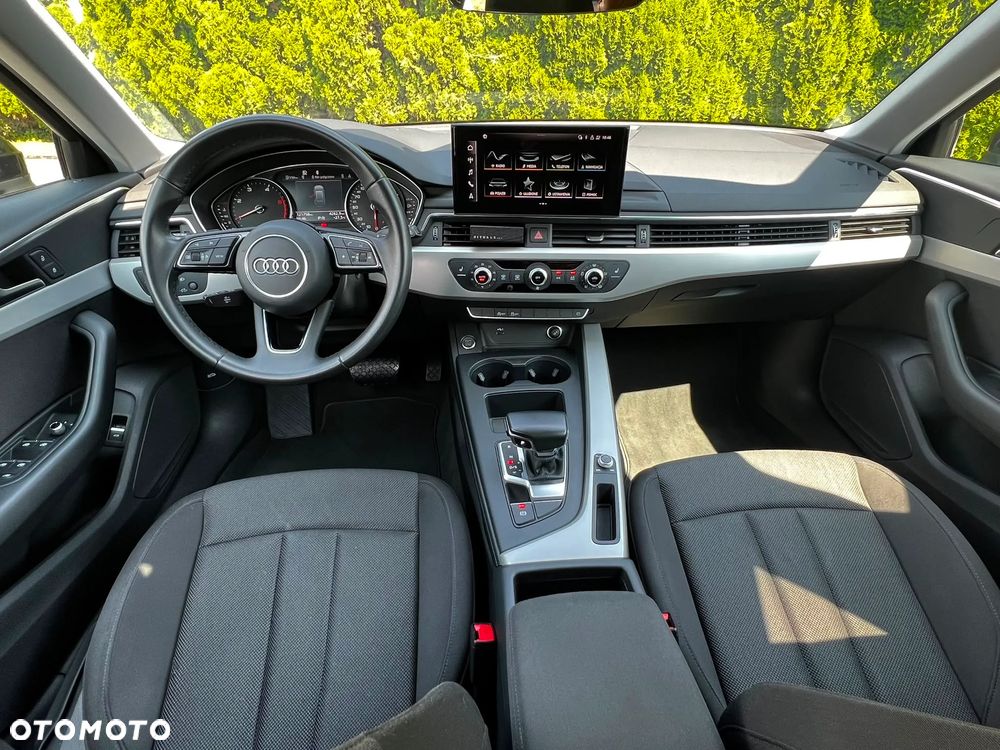 Audi A4 Avant 30 TDI S tronic - 9