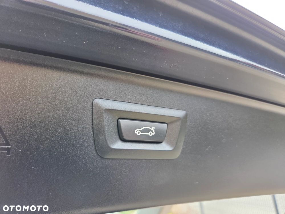 BMW Seria 5 520d - 11