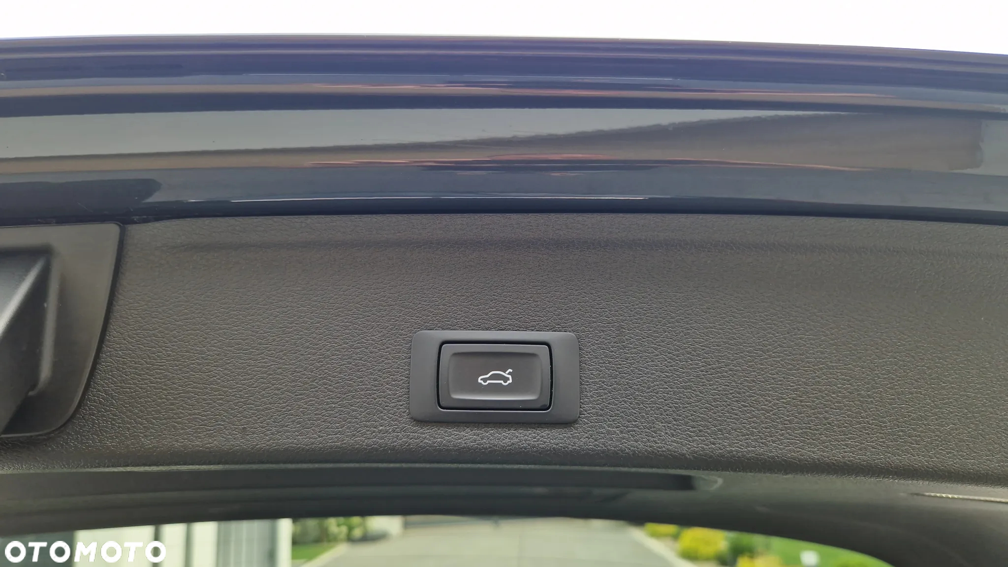 Audi A4 ver-2-0-tdi-s-tronic-sport - 32