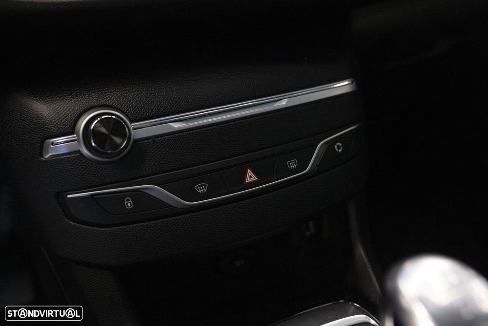 Peugeot 308 - 18