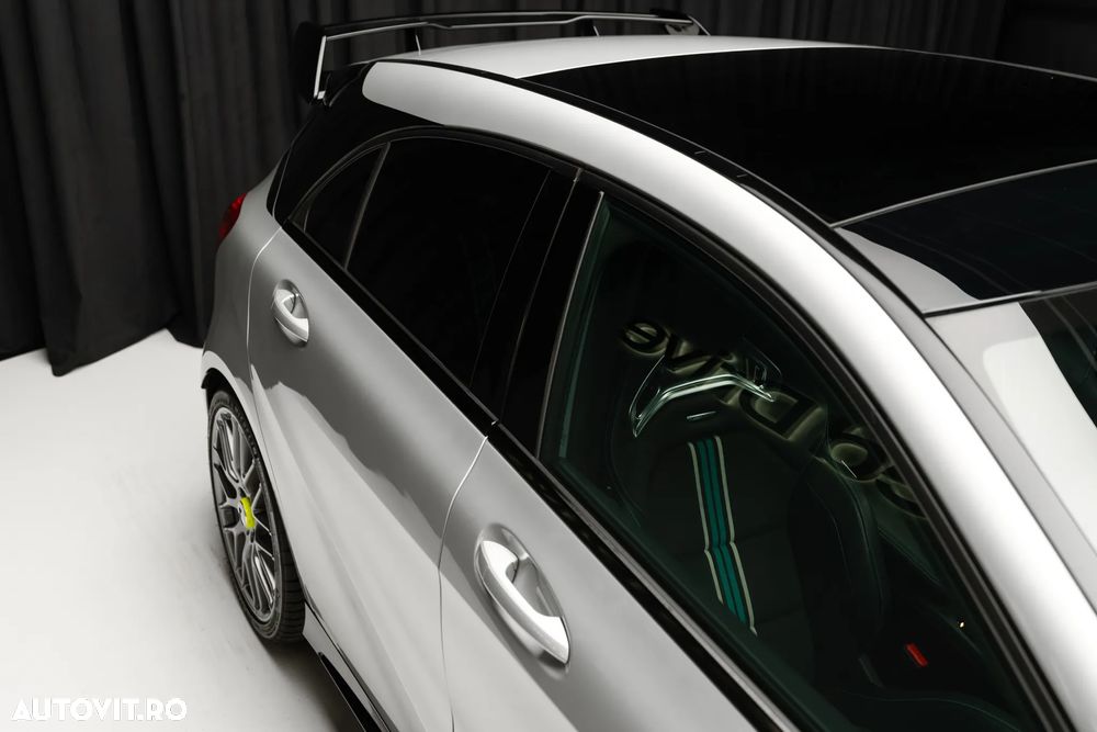 Mercedes-Benz A 45 AMG 4Matic AMG Speedshift 7G-DCT PETRONAS 2015 World Champion Edition - 4