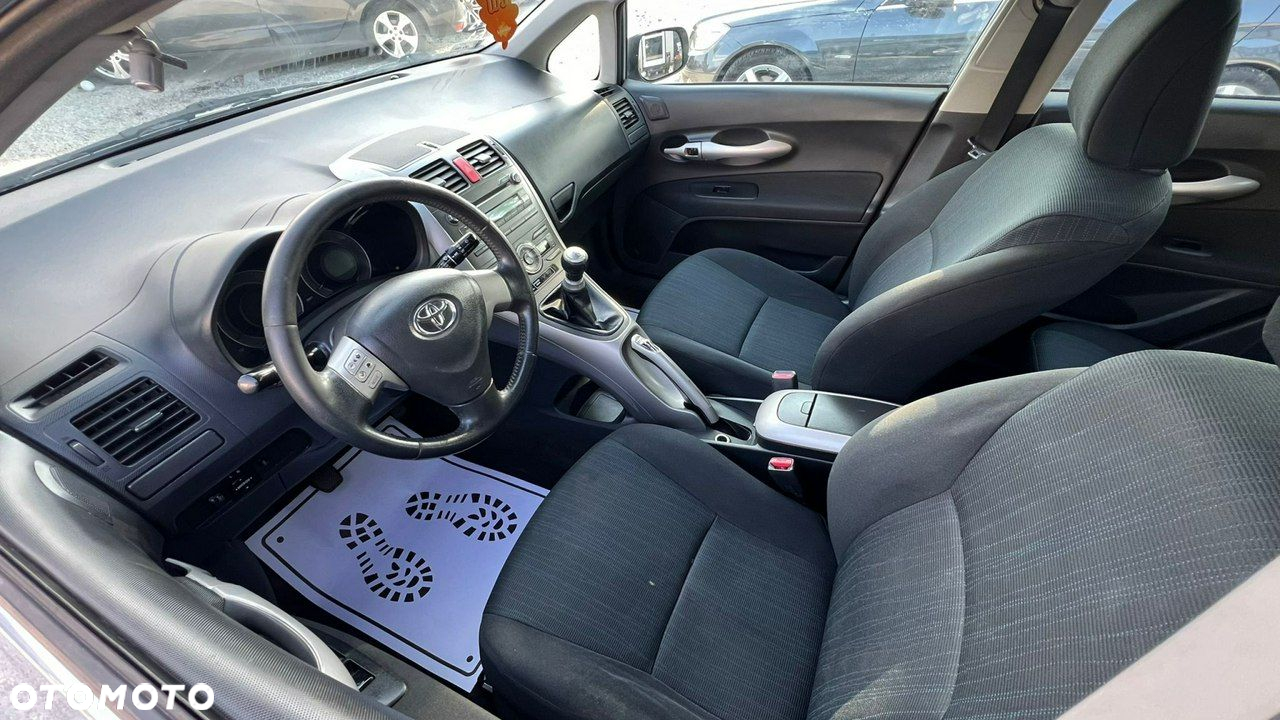 Toyota Auris - 20