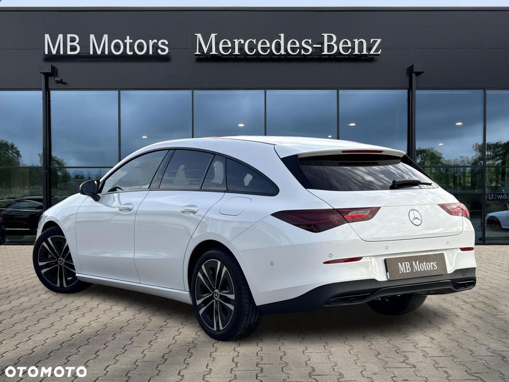 Mercedes-Benz CLA - 5