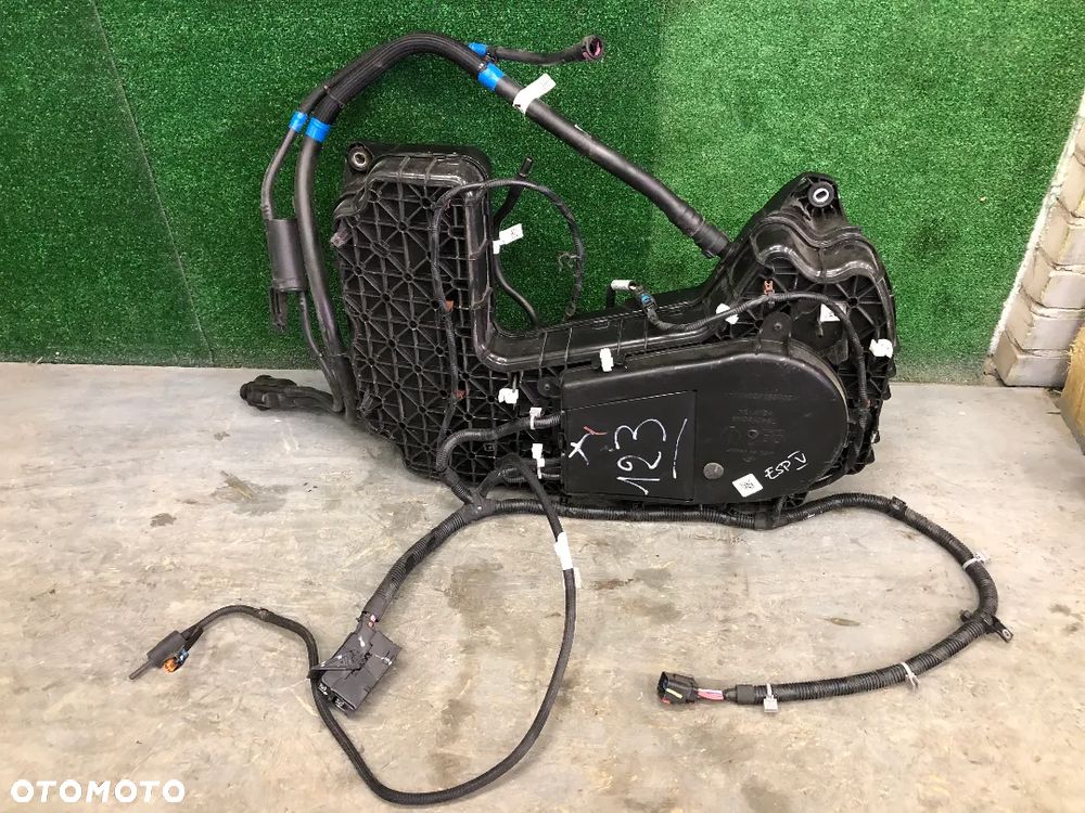 RENAULT ESPACE V BLUEDCI ZBIORNIK POMPA WLEW WIĄZKA ADBLUE 208S33950R