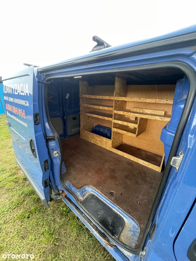 Opel Vivaro - 12