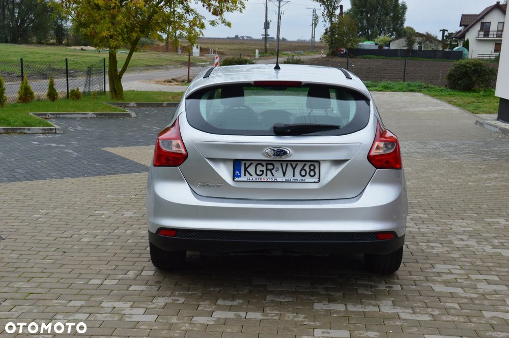 Ford Focus - 11
