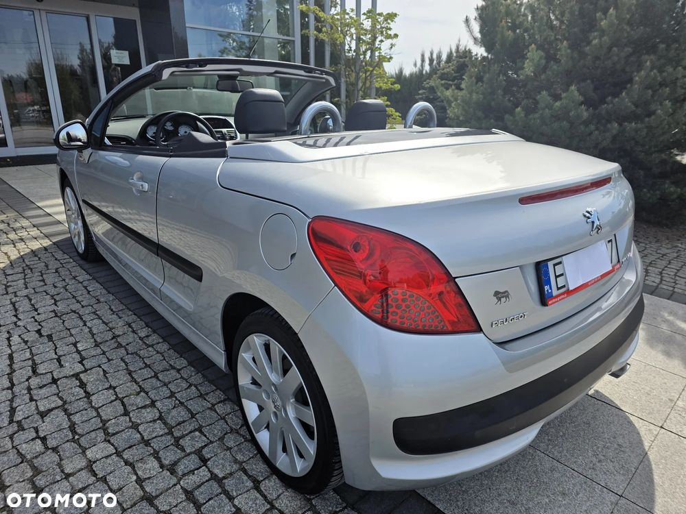 Peugeot 207 CC 150 THP Platinum - 19