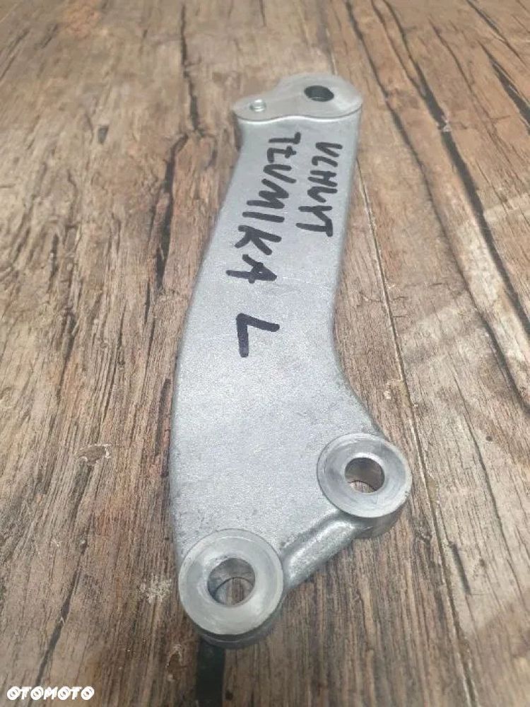 Uchwyt mocowanie tłumika Yamaha XV1900 CFD Star Eluder Venture - 4